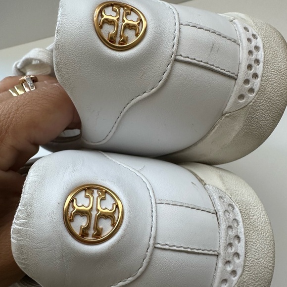 Tory Burch Sz 9 Howell Court Leather Sneakers in Titanium White/Allium Purple - Picture 14 of 16